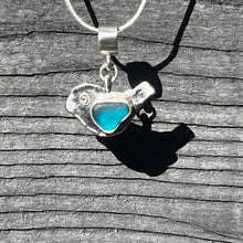 Load image into Gallery viewer, Turquoise Bird Pendant