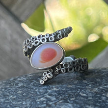 Load image into Gallery viewer, Orange Dot Davenport Tentacle Ring size 8