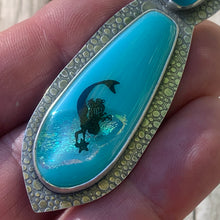 Load image into Gallery viewer, Diving Mermaid Pendant